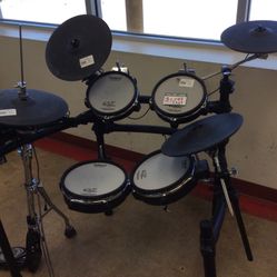 Drum Set Roland