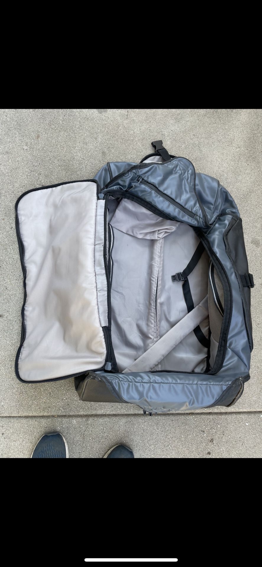 SAMSONITE  bag with wheels 75 LONG X42 WIDEX30 inch by es THICK 