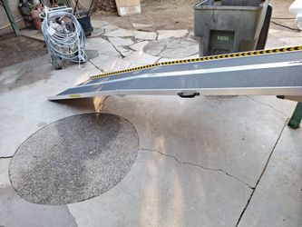 wheelchair ramp 10'