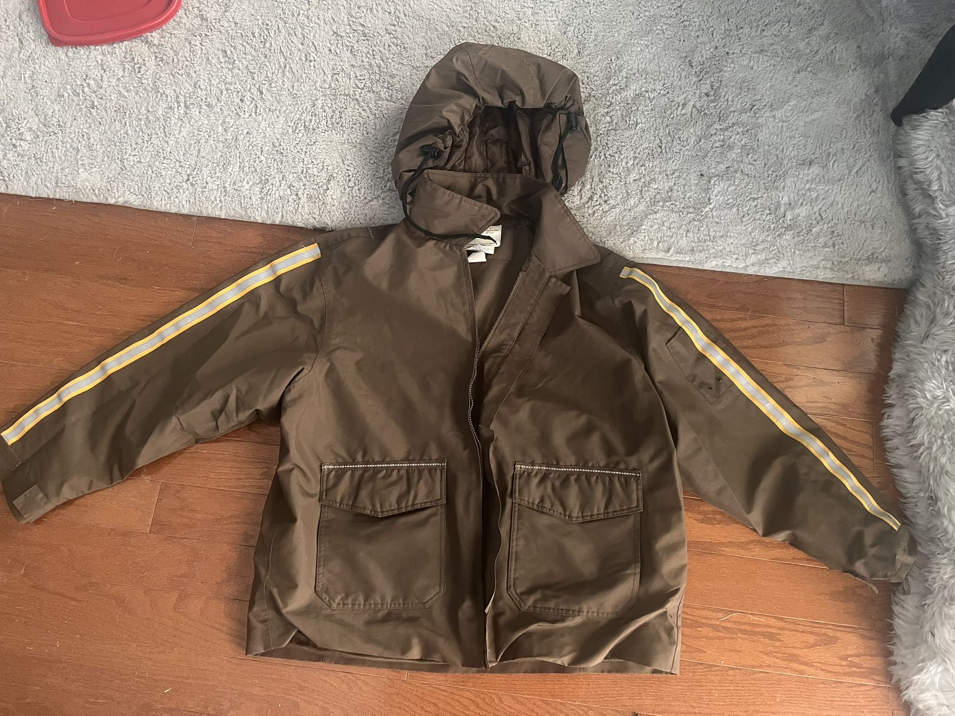 UPS Rain Jacket Large