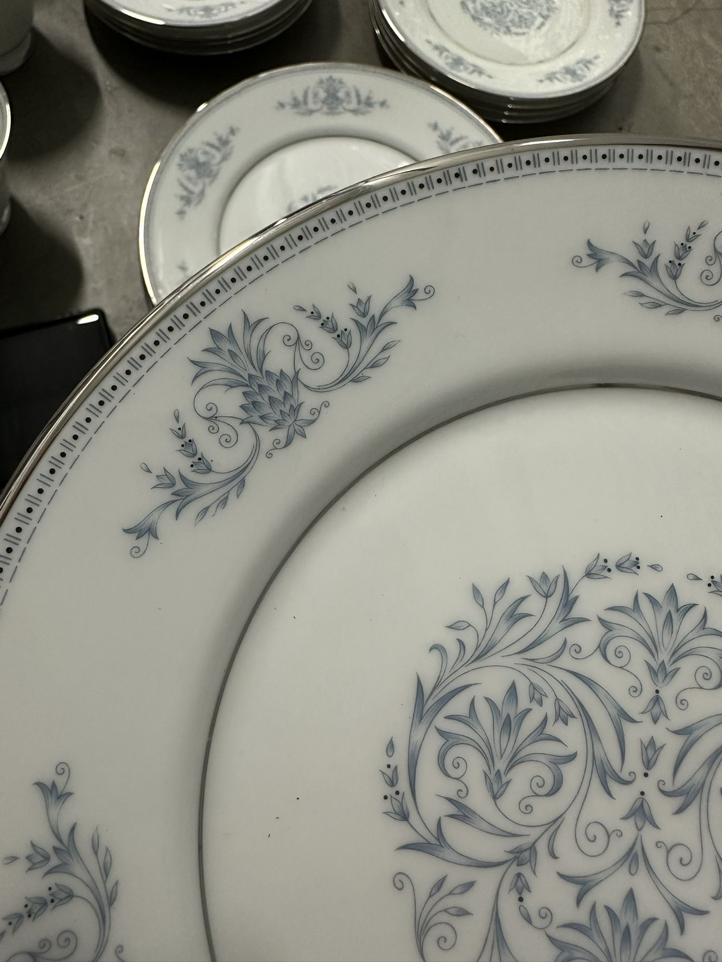 Oxford/Lenox Bone China 20 Piece Set