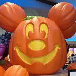 Mickey Mouse Giant Halloween Light Up Pumpkin 