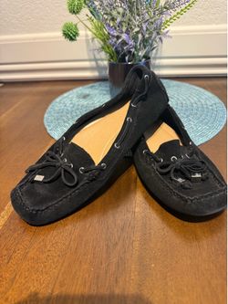 Woman’s shoes