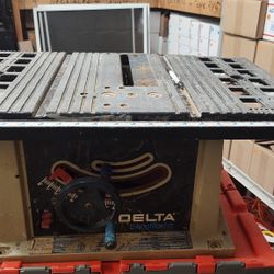 Delta Shopmaster Table Saw