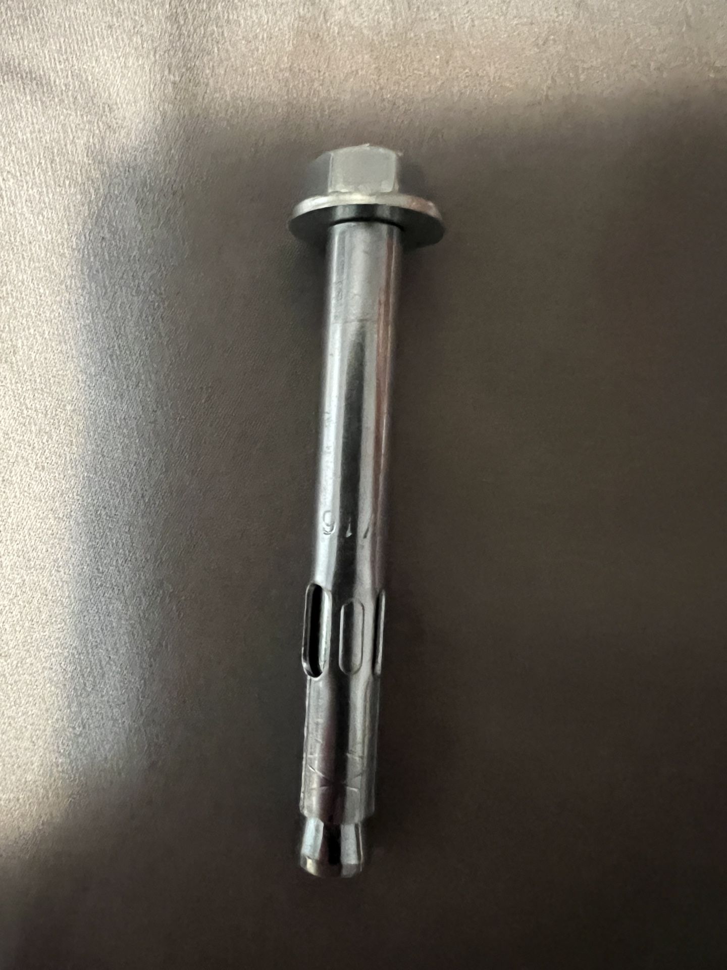 5/16 2-1/2in Sleeve Anchors