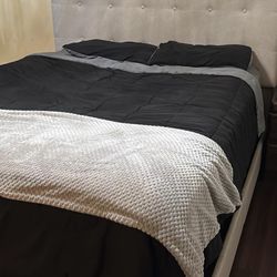 Queen Size Bedframe