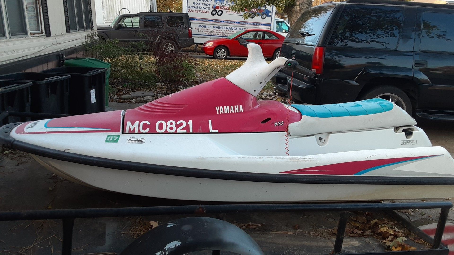 2 Yamaha car wave runners