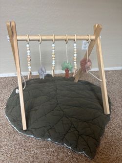 Baby playmat