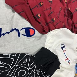Champion sweatshirt 100pcs for$1,500