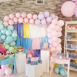 Balloon Garland