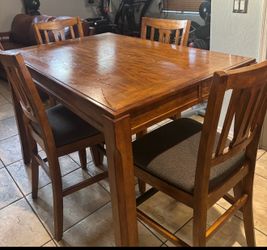 Wood Dinning Room or Kitchen Table - 4 chairs
