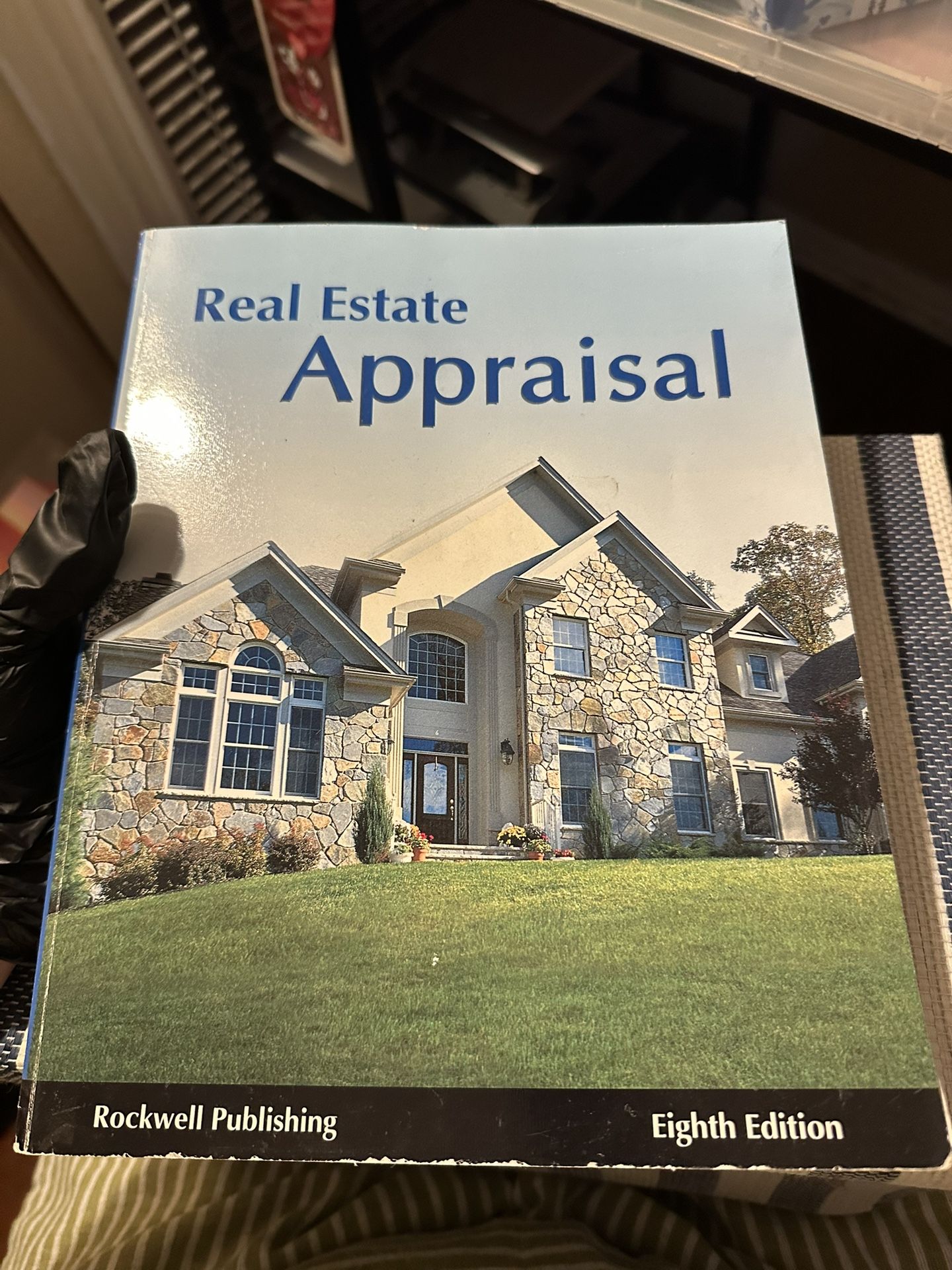 Real Estate APPRAISAL (8th Edition)
