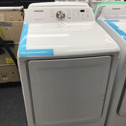 New Scratch And Dent Samsung Dryer. 1 year Warranty 
