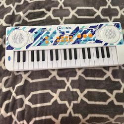 play piano