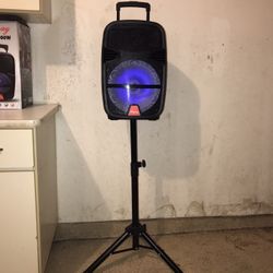 Bluetooth Party Speaker - 12” Woofer - 3000 Watts 
