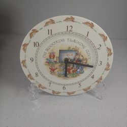 Vintage 1984 Bunnykins Clock Royal Doulton English Fine Bone China works