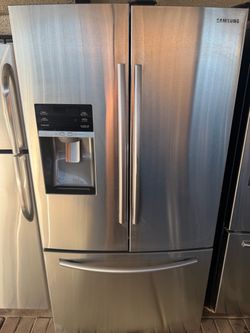 Samsung~Amazing Stainless Steel French Door Refrigerator in excellent condition
