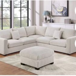 Sectional With Ottoman Set 99”x99”