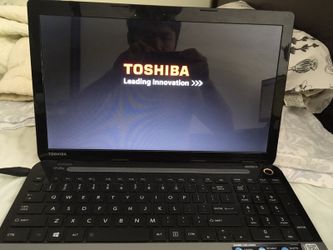 Toshiba satellite laptop i5 8gb ram 1tb 15.6 inch works great