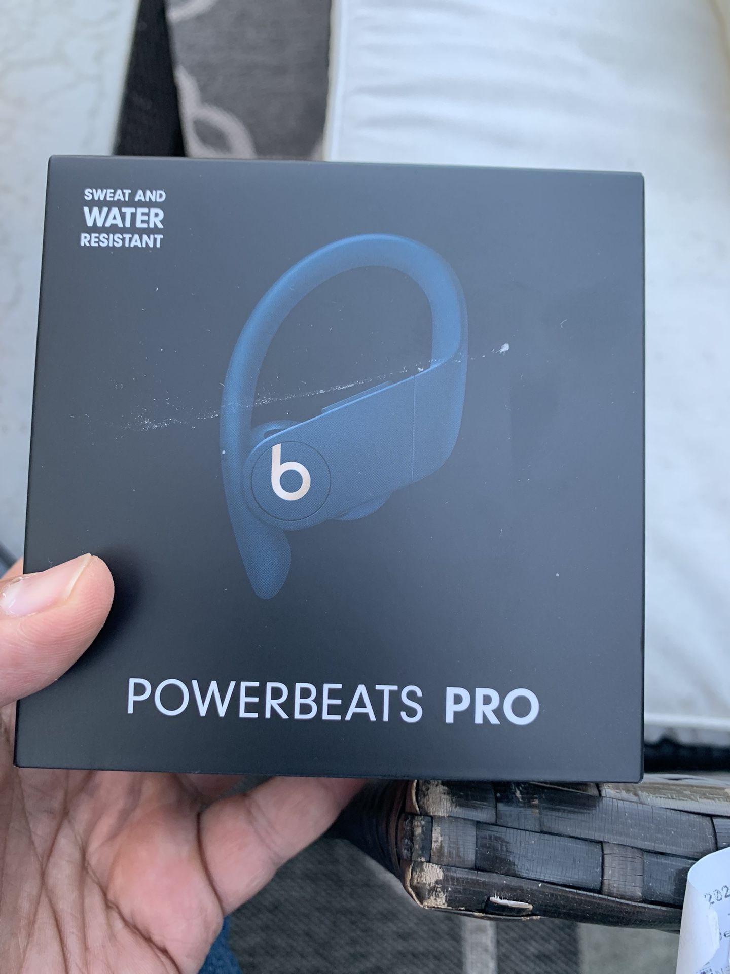 Power Beats Pro Like New