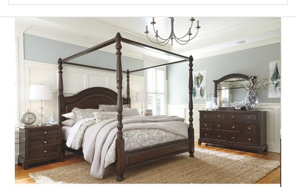 Lavidor King Canopy Bed Set Ashley Furniture For In Chicago Lavidor King Canopy Bed Set Ashley Furniture