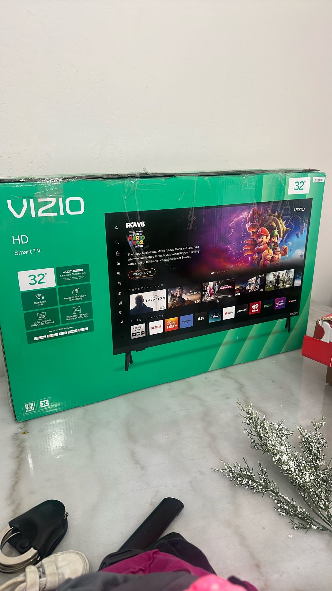 32 In Brand New TV