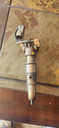 Injector for a DT466