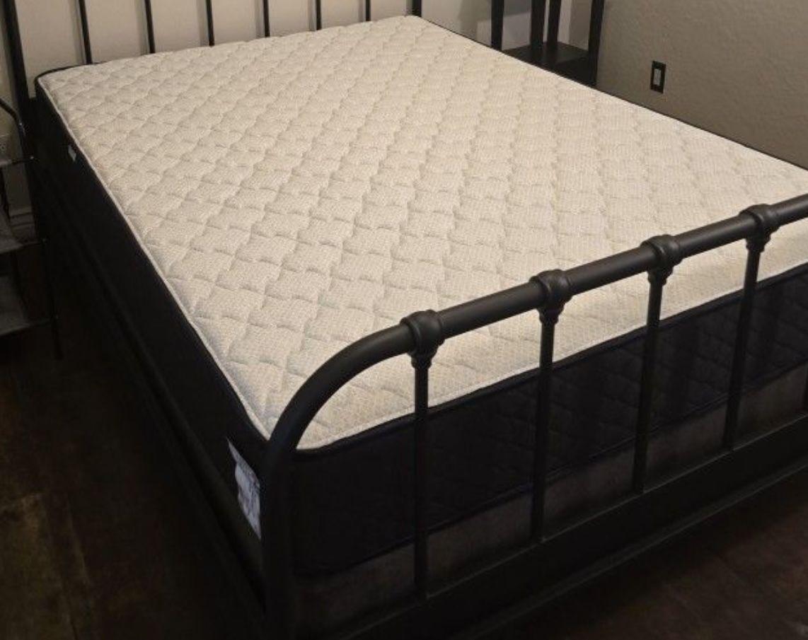 Queen Mattress And Box Spring