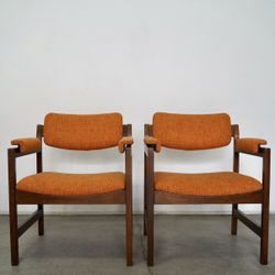 Pair Of 1960’s Mid Century Modern Arm Chairs 