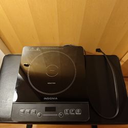 Insignia Single-Zone Induction Cooktop 