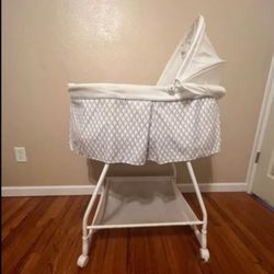 Bassinet 