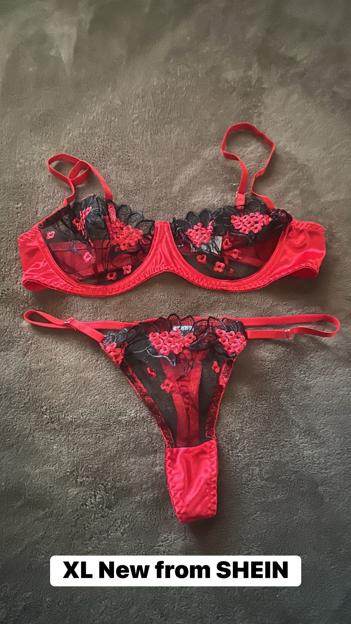 New Lingerie Bra & Thong