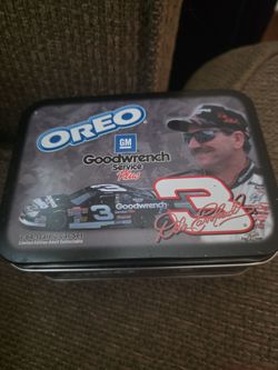 Dale Earnhardt Oreo GM Goodwrench 1:64 Car Set Tin