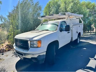 2013 GMC Sierra 2500HD Work/Service Truck — $15,000 OBO