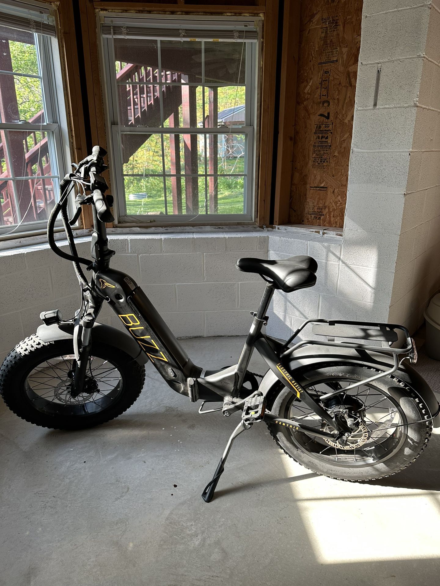 Foldable Fat Tire Electric Bike - Buzz Centris