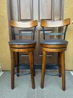 43"H BarStool 30.5" Low Back Swivel Pub Height Dining Chair with Rubber Wood Legs Brown (SET of 2)