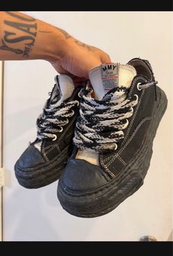 miahra size 44