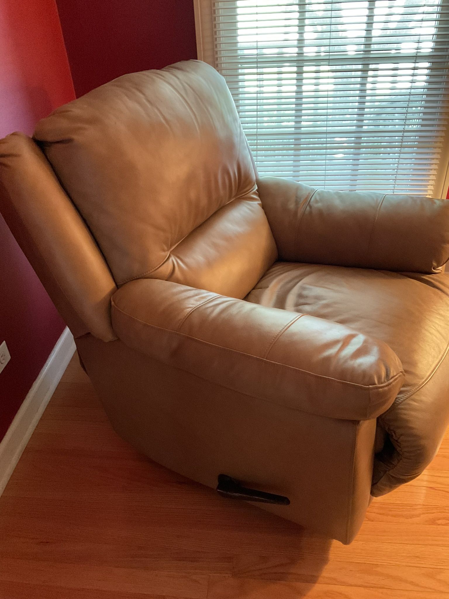 Leather Swivel Chair