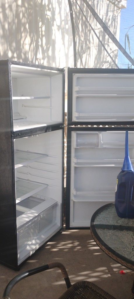 Whirlpool Refrigerator