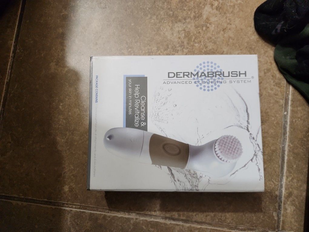 Dermabrush Advanced Cleaning System