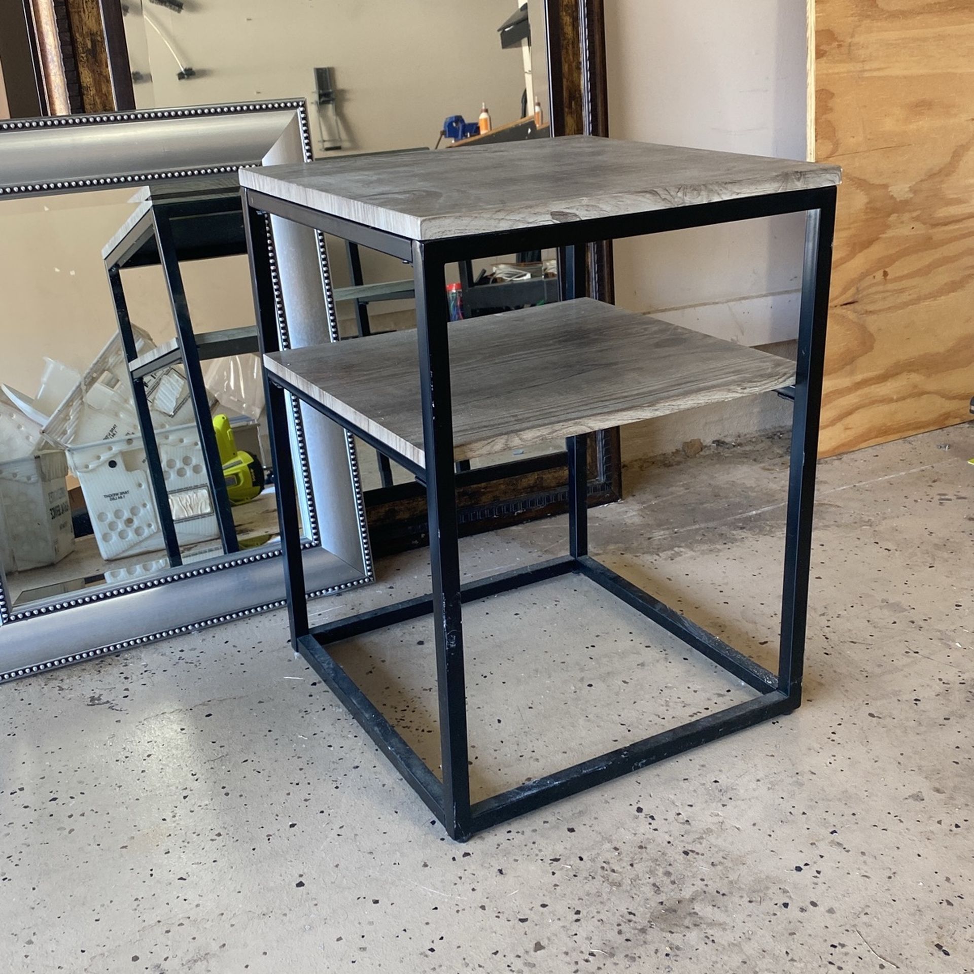 Side/end Table
