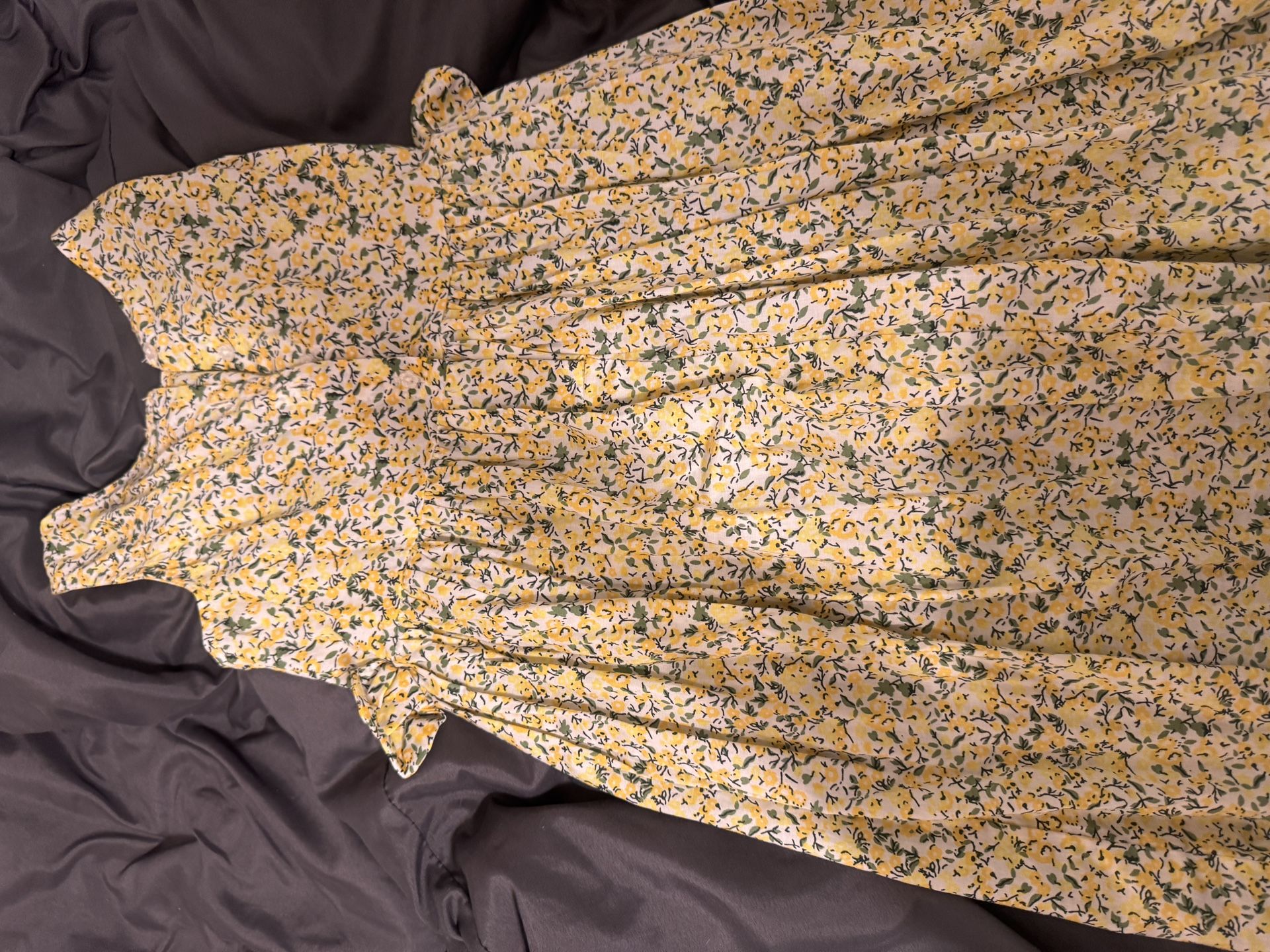 Spring Girls Dress - Size 6 - $10
