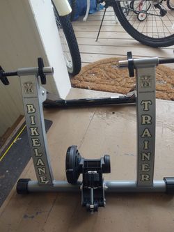 Stationary Bike Adapter OBO (missing 1 Boot On Leg)