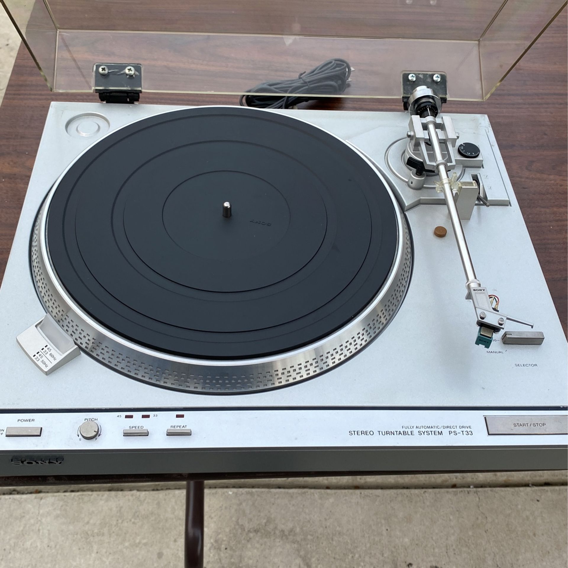 Sony PS - T33 Turn Table