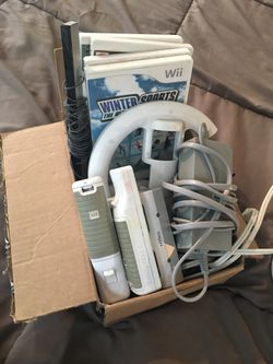 Nintendo Wii console system complete