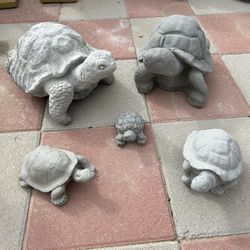 New Set Of Five Turtles Made Out Of Cement Perfect Gift 