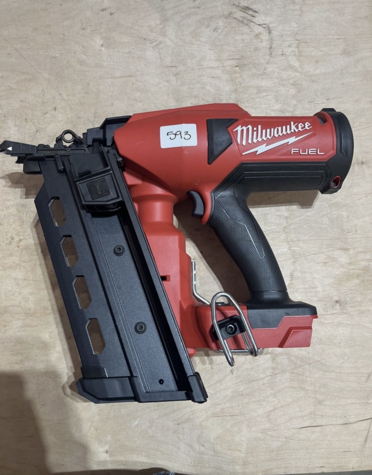 MILWAUKEE FRAMING NAIL GUN 