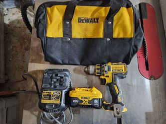Dewalt Battery, Charger, Bag + Free Drill