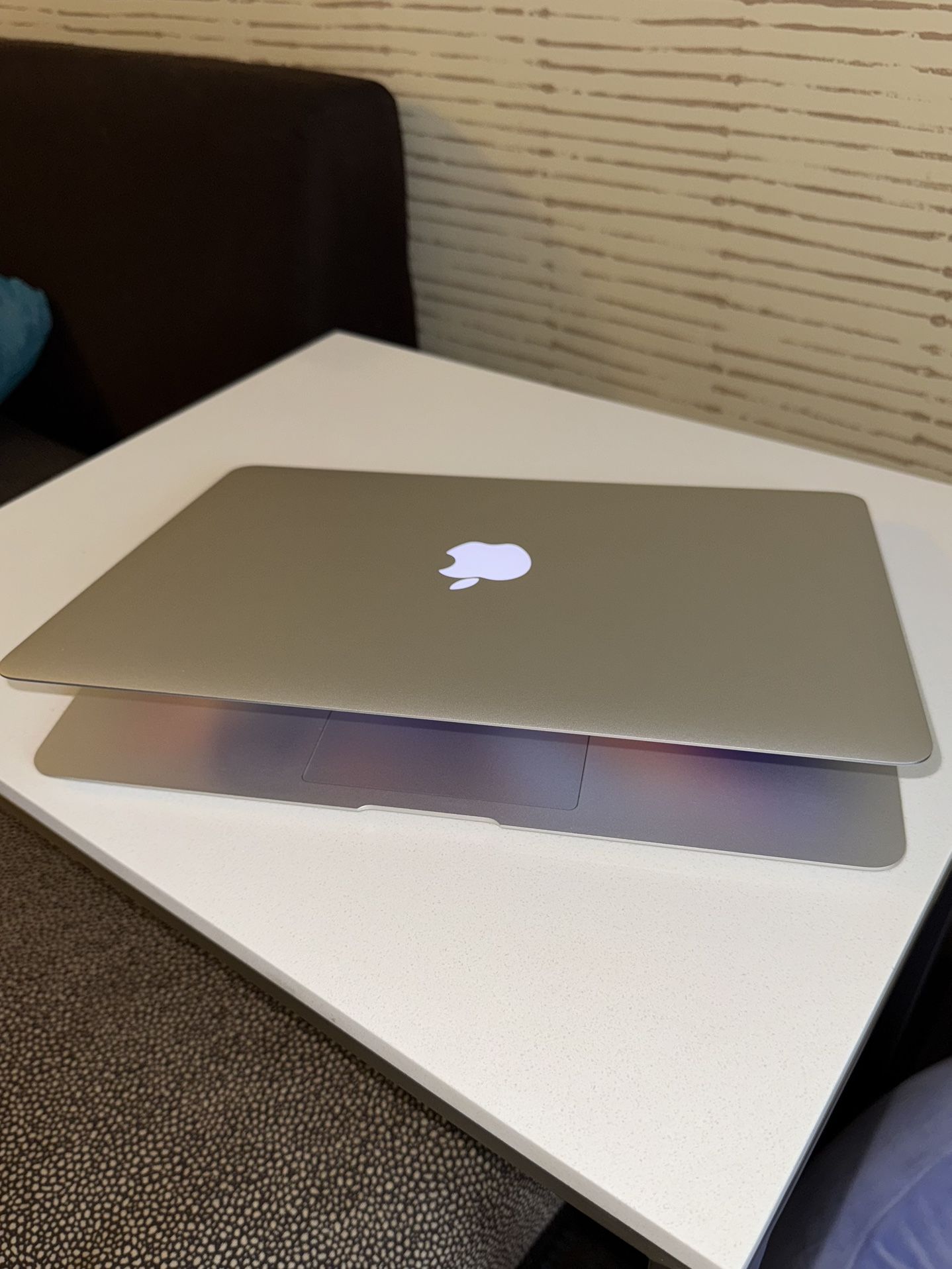 MacBook Air 13”