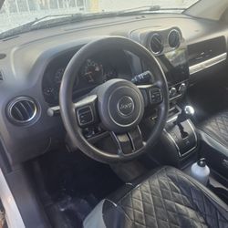 Jeep Compass Año 2017 Color White Título Reviuo